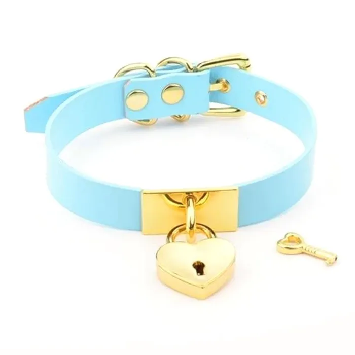 Trendy Heartsy Female Locking Collar Leather Slave Lovegasm Restraints