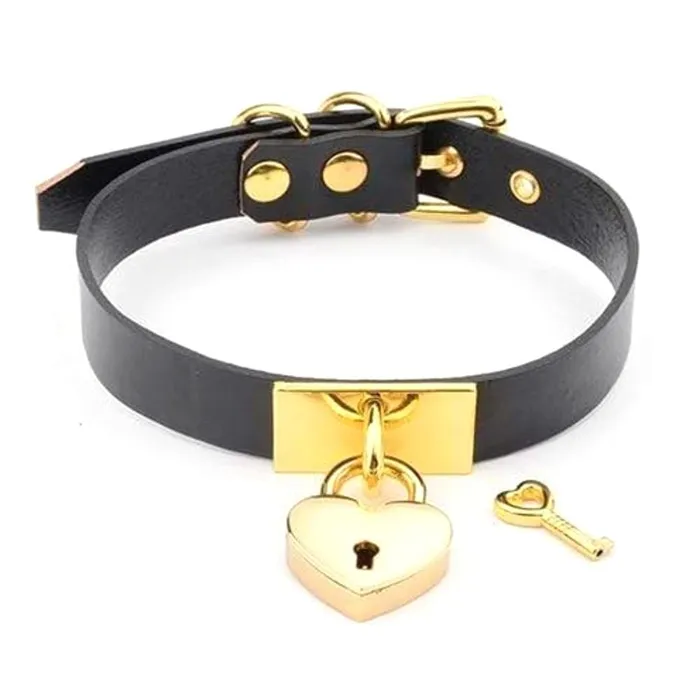 Trendy Heartsy Female Locking Collar Leather Slave Lovegasm Restraints